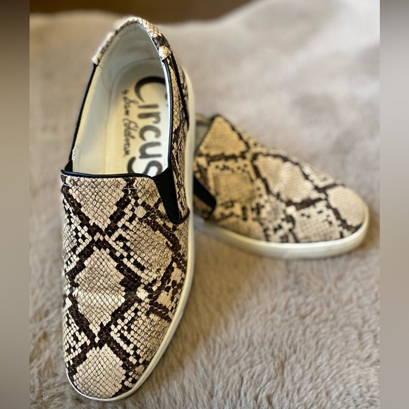 Circus By SamEdelman Loafer - Picture 1 of 4